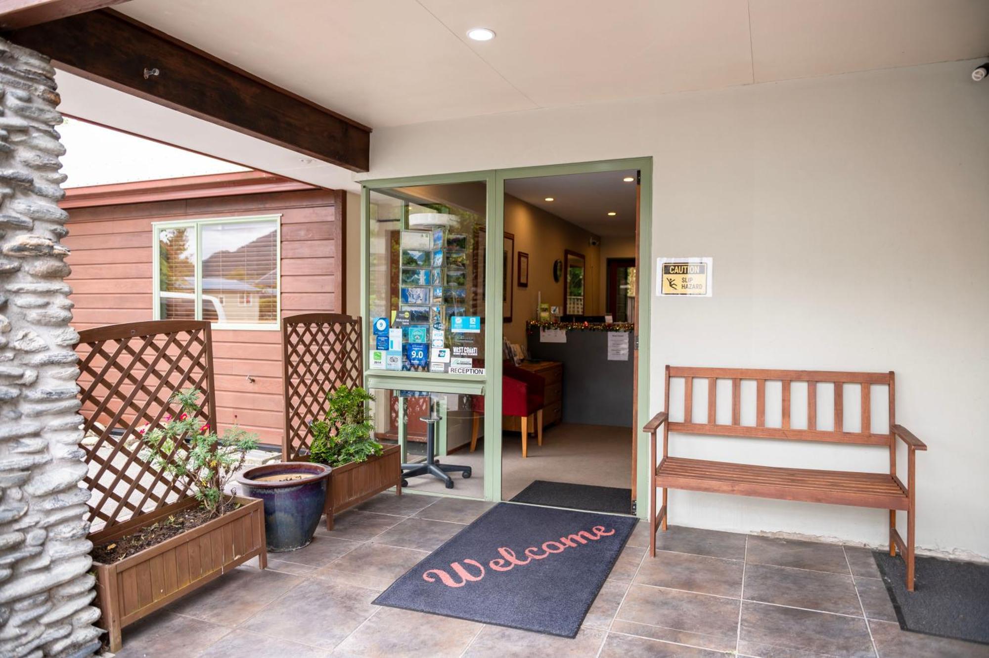 Punga Grove Motel Franz Josef Exterior photo