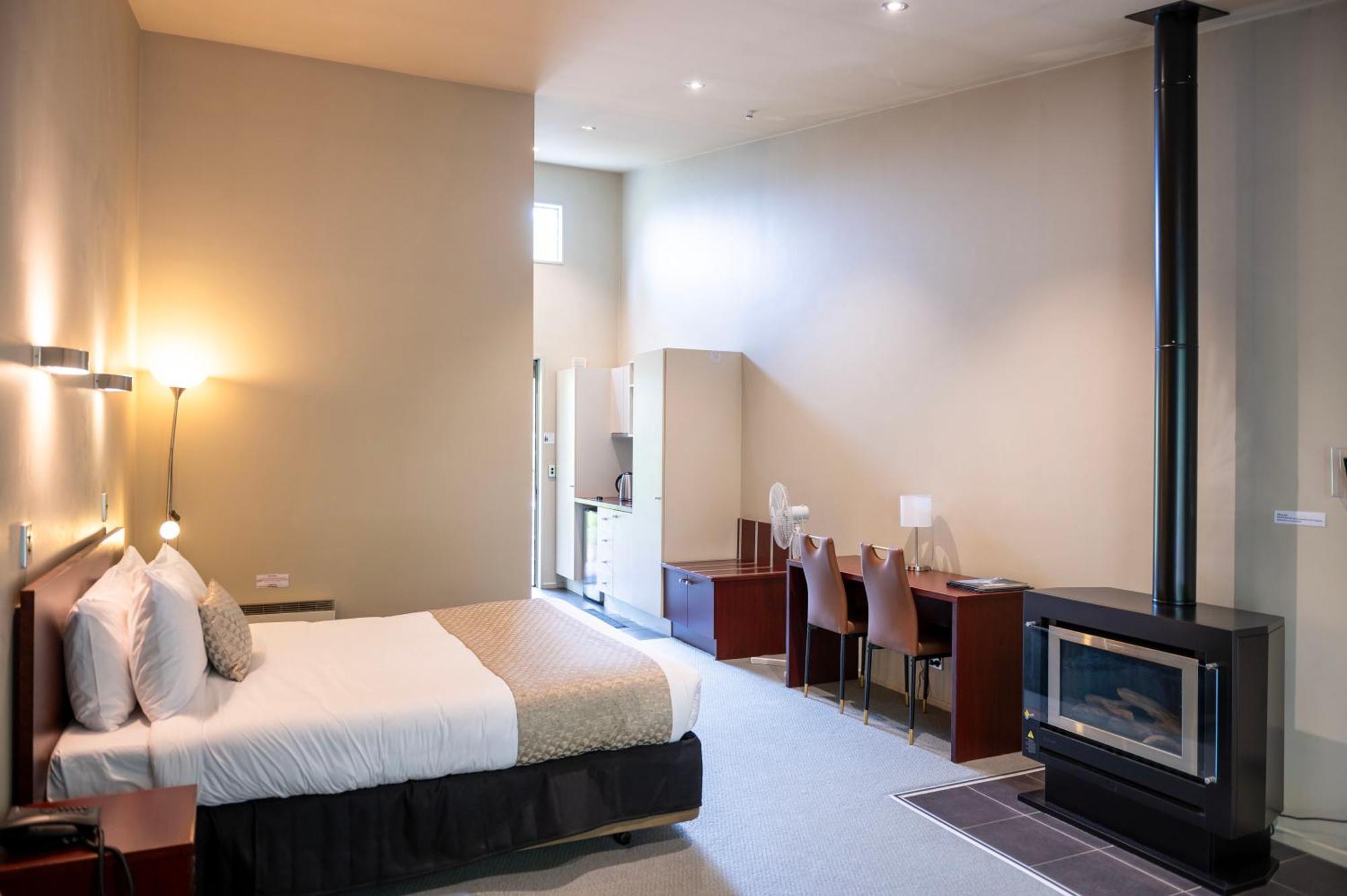 Punga Grove Motel Franz Josef Room photo