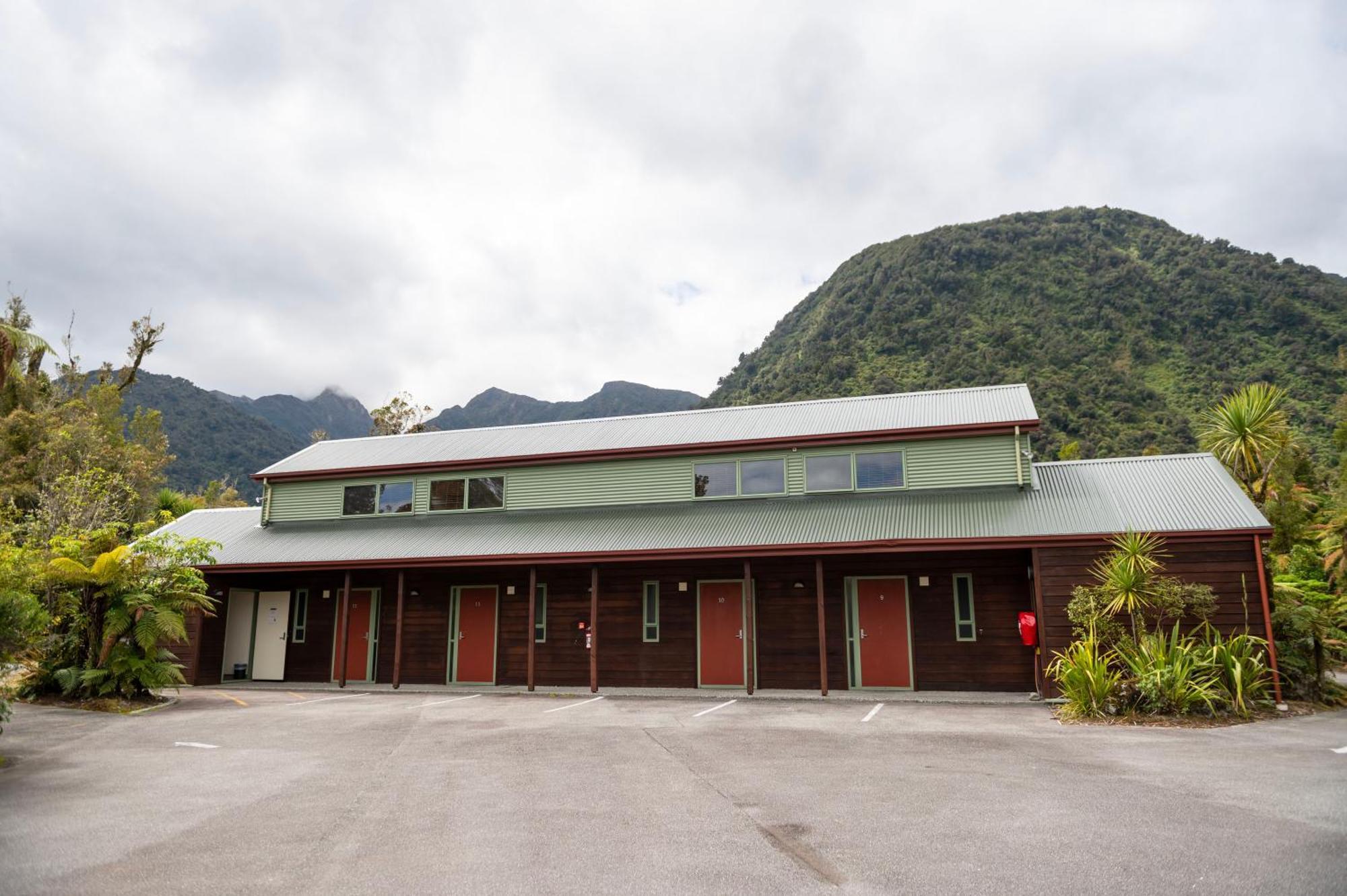 Punga Grove Motel Franz Josef Exterior photo